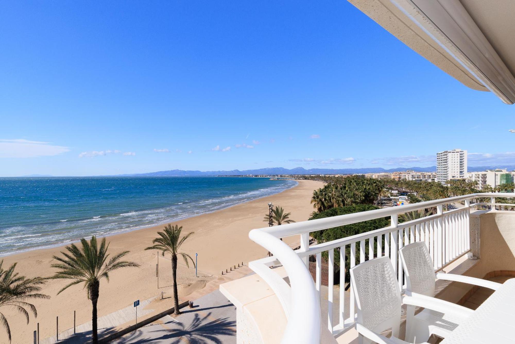 Uhc Santillana Family Complex Salou Exterior photo